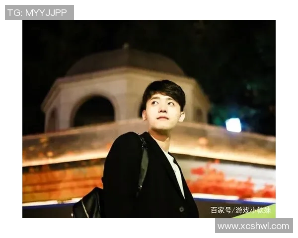 FPX战队团队协作解析与英雄联盟赛场表现的深度探讨