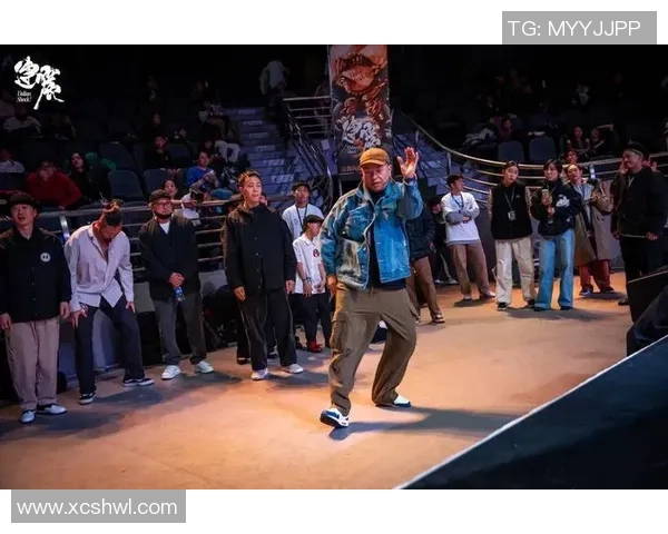 全国街舞大赛点评南京飞盘队技术表现引发热议与关注 全国街舞大赛点评南京飞盘队技术表现引发热议与关注