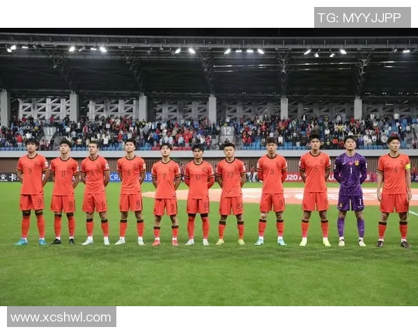 广州足球队战术之争引发热议球迷与专家各执己见探讨未来发展方向 广州足球队战术之争引发热议球迷与专家各执己见探讨未来发展方向